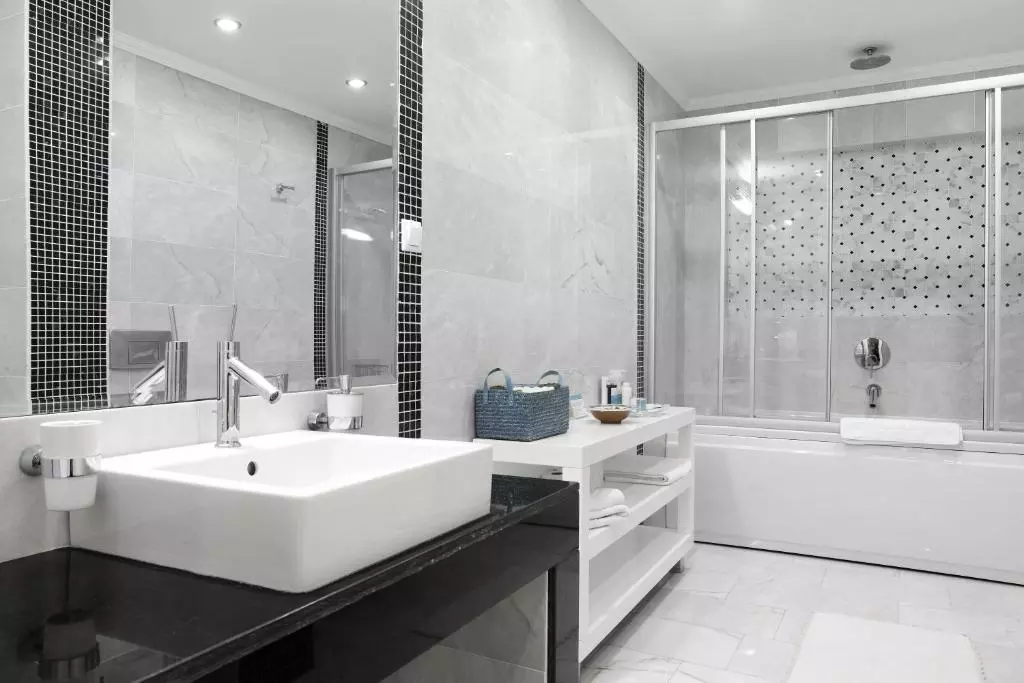 حمام هتل مارتی ریزورت مارماریس